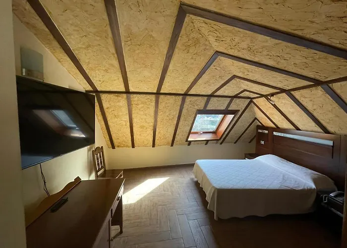 卡萨贝勒特里酒店 3*