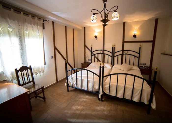 卡萨贝勒特里酒店 3*